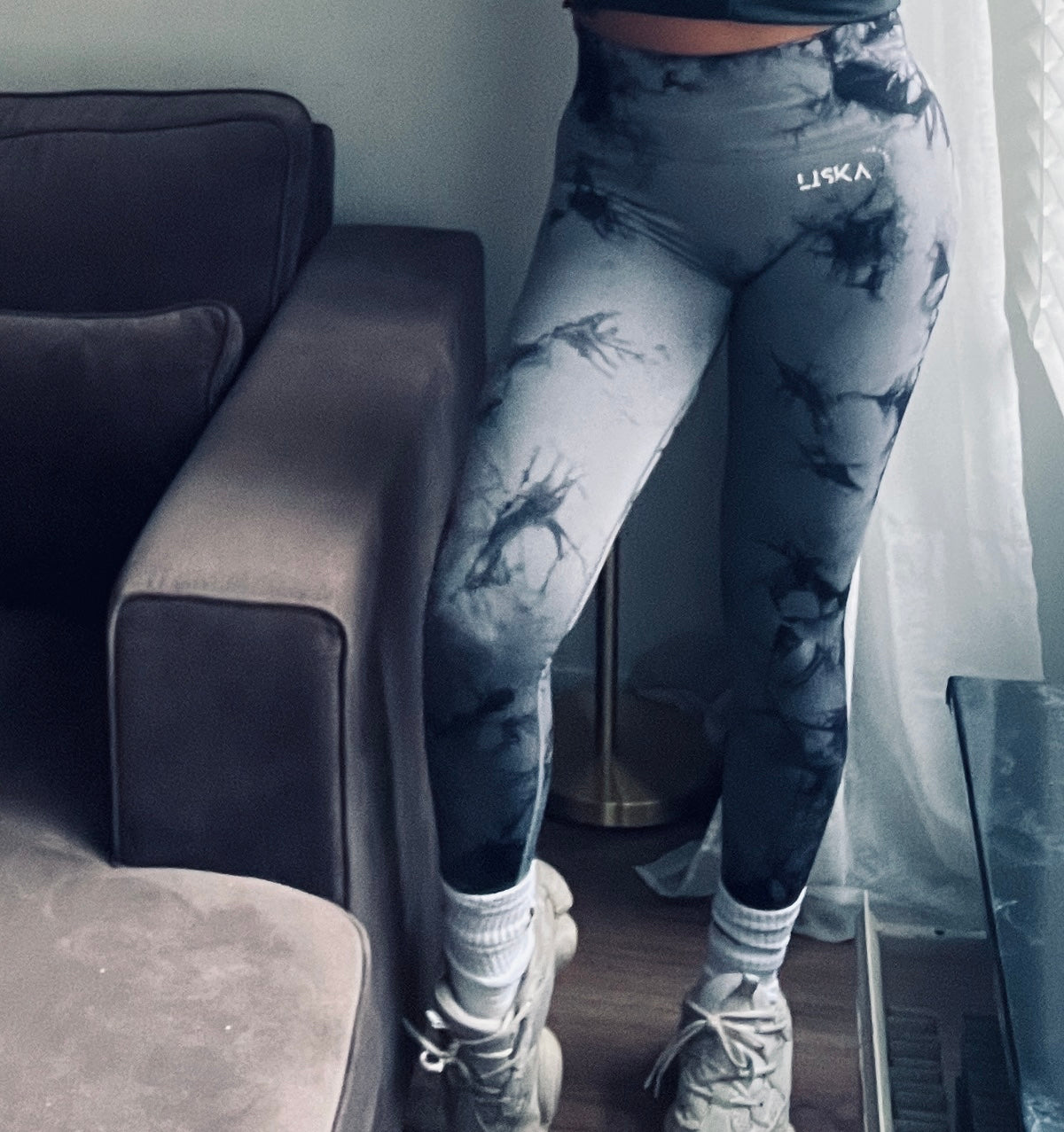 Punch Booty Scrunch Legging